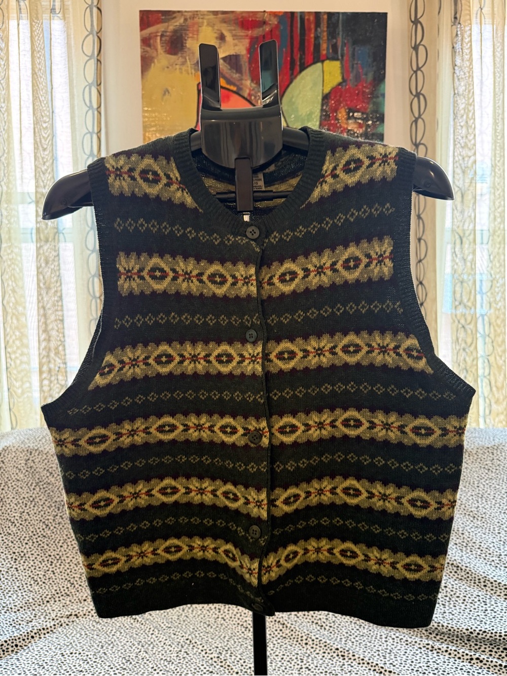 Eddie Bauer Classic Patterned Knit Vest in Black and Olive